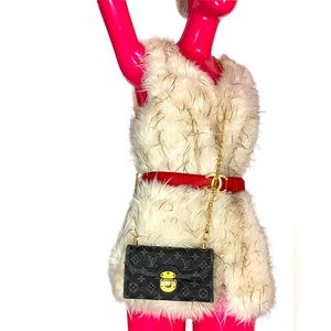 🍒🫦BEAUTIFUL BAG DENIM BLUE  LOUIS VUITTON CROSSBODY AUTHENTIC 🫦🍒